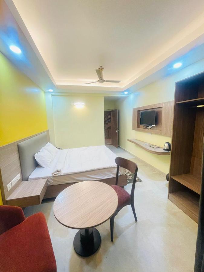 Royal Beach International Puri Exteriör bild