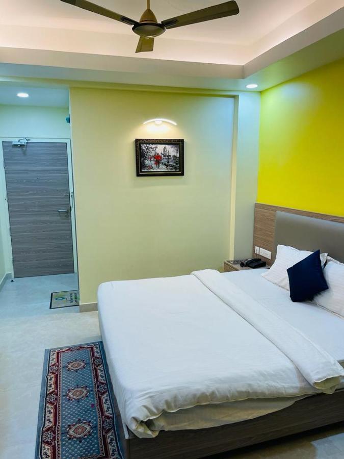 Royal Beach International Puri Exteriör bild